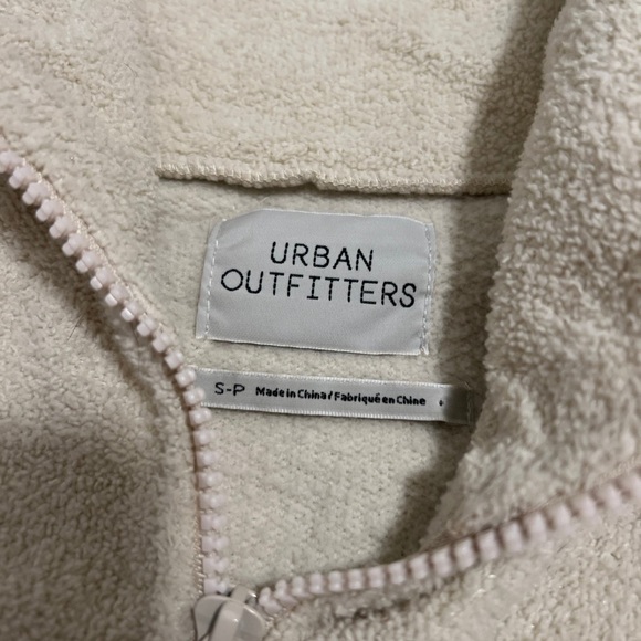 Urban outfitters zip up sweater - Picture 2 of 2
